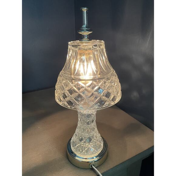 Vintage Clear Glass Lamp - Picture 1 of 4